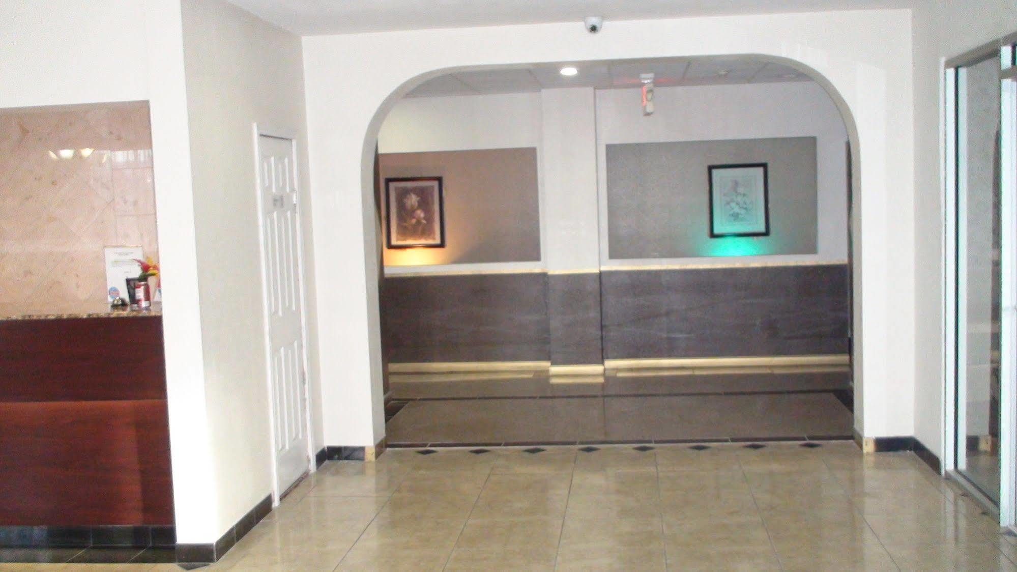 Inko Hotel Кіллін Екстер'єр фото